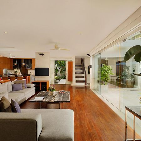 Villa Camellia Jimbaran Esterno foto